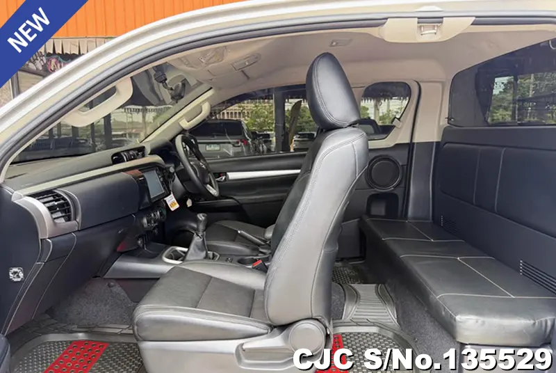 2022 Toyota / Hilux / Revo Stock No. 135529