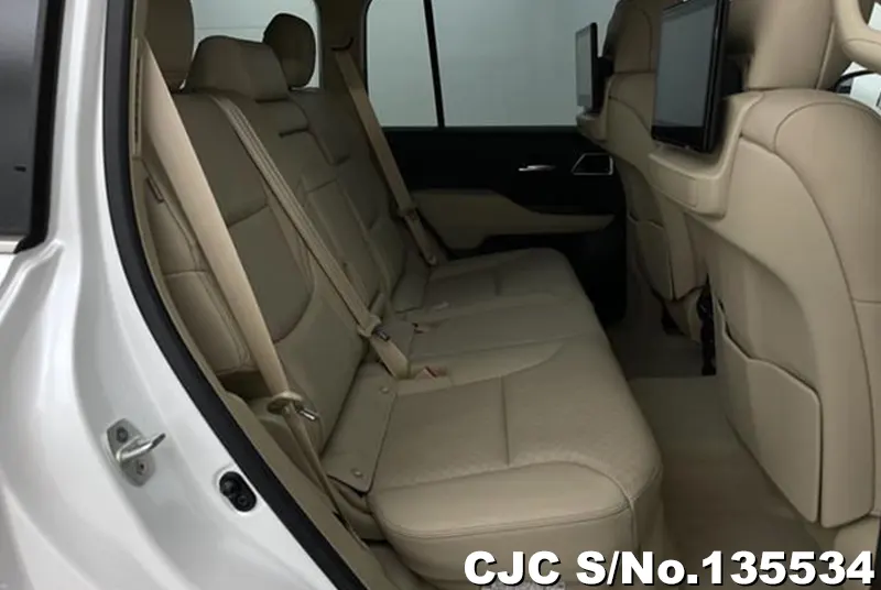 2024 Toyota / Land Cruiser Stock No. 135534