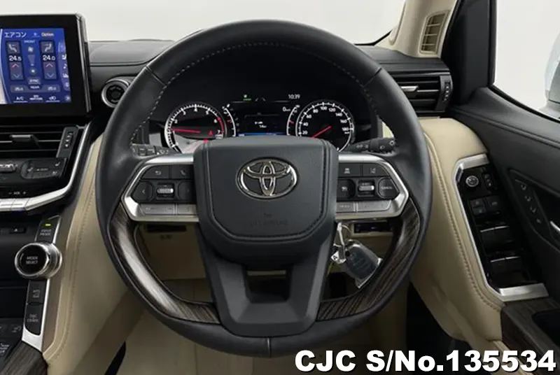 2024 Toyota / Land Cruiser Stock No. 135534