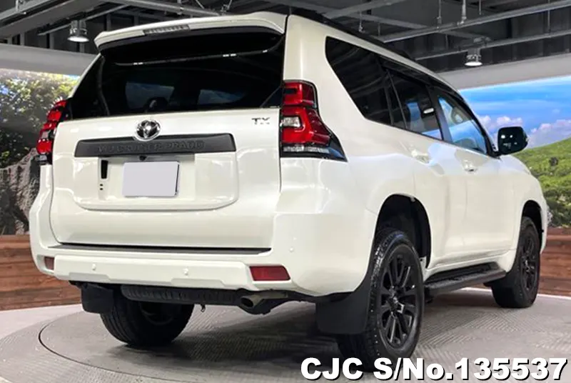 2023 Toyota / Land Cruiser Prado Stock No. 135537