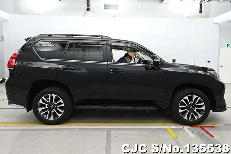 2023 Toyota / Land Cruiser Prado Stock No. 135538