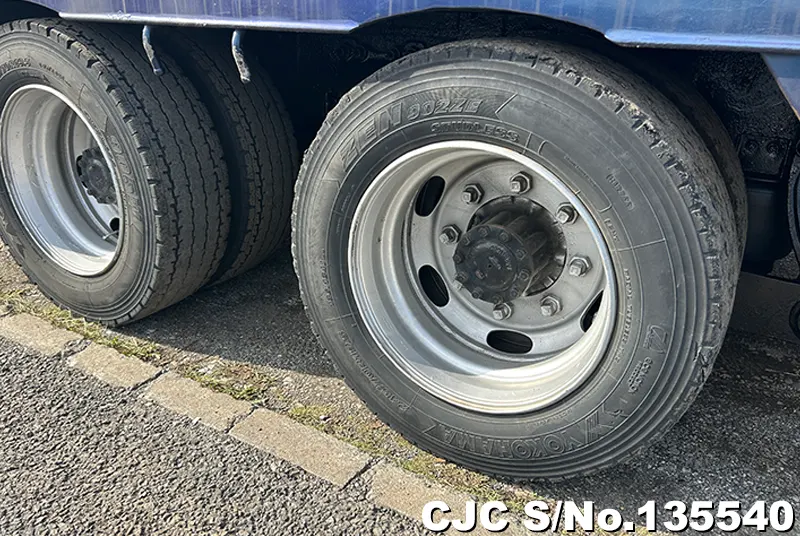 2005 Hino / Profia Stock No. 135540