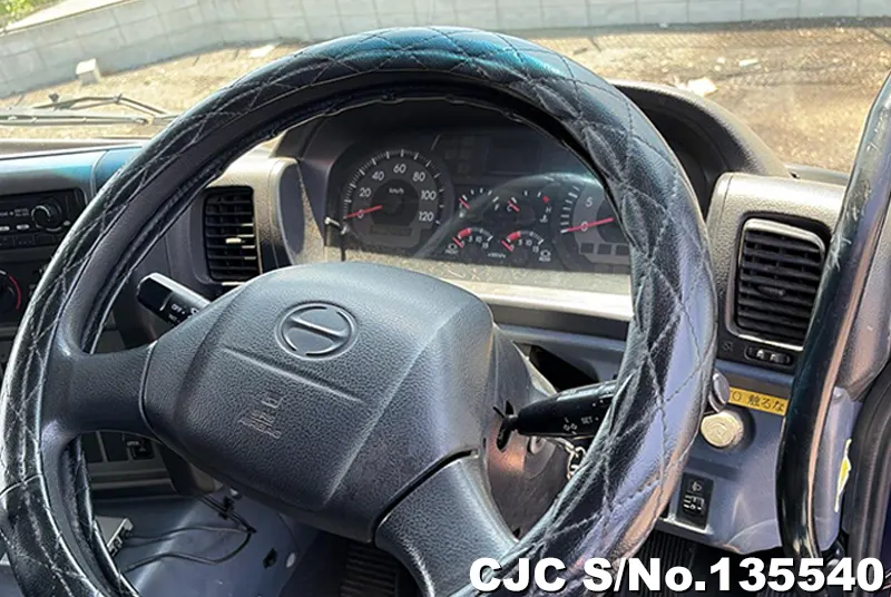 2005 Hino / Profia Stock No. 135540