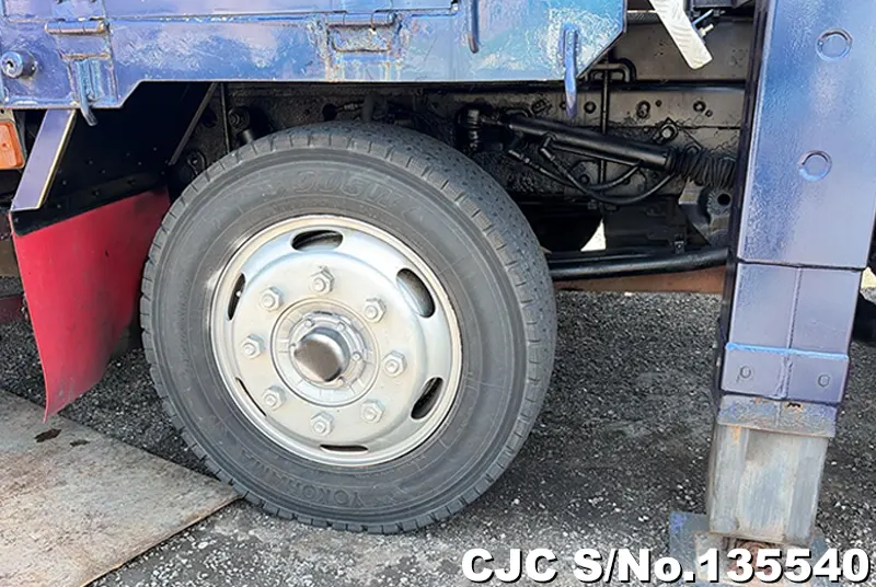 2005 Hino / Profia Stock No. 135540