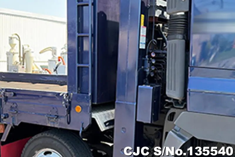 2005 Hino / Profia Stock No. 135540