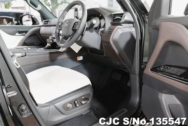 2025 Lexus / LX 600 Stock No. 135547