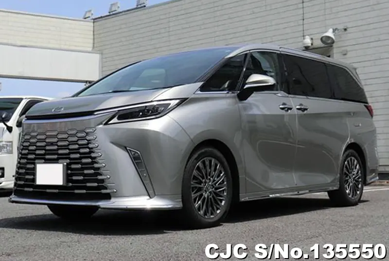 2025 Lexus / LM500h Stock No. 135550