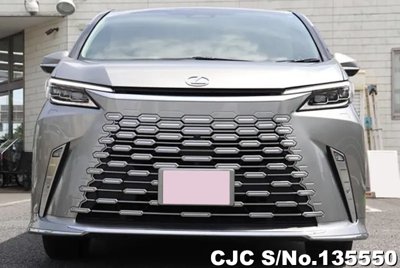 2025 Lexus / LM500h Stock No. 135550