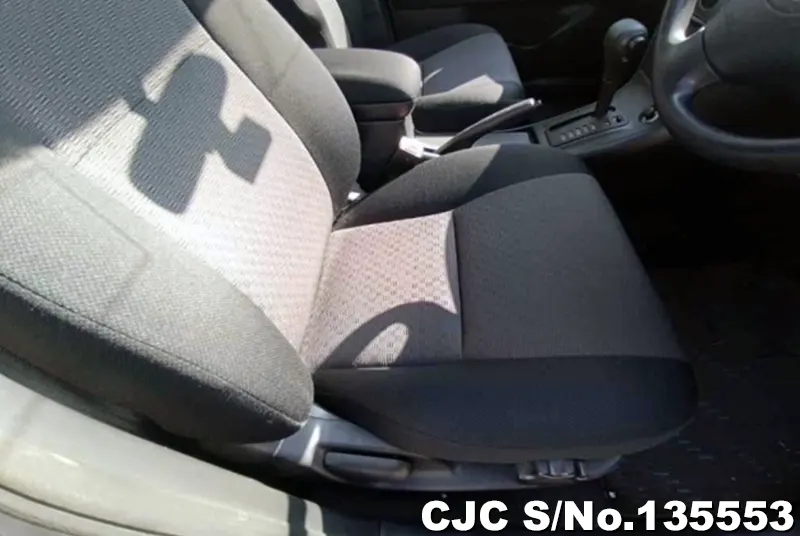 2003 Toyota / Allex Stock No. 135553