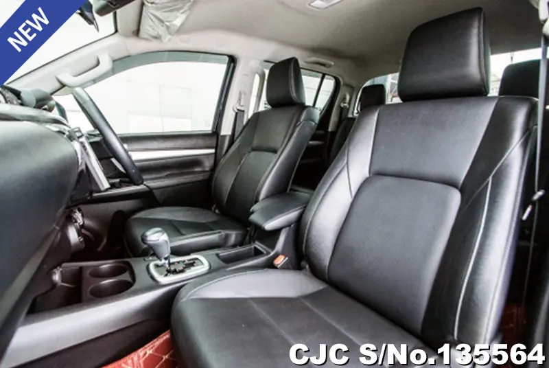 2025 Toyota / Hilux / Revo Stock No. 135564