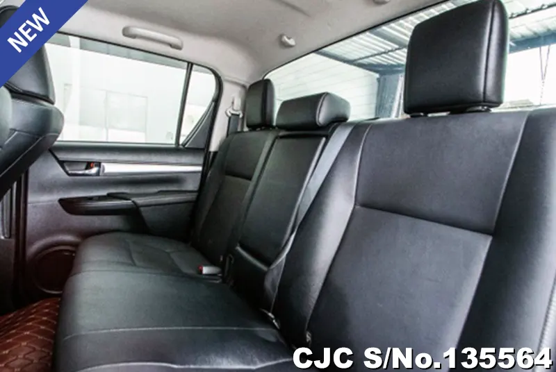 2025 Toyota / Hilux / Revo Stock No. 135564