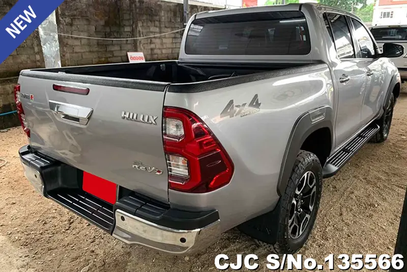 2020 Toyota / Hilux / Revo Stock No. 135566