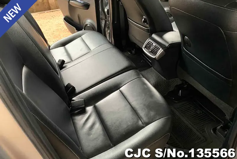 2020 Toyota / Hilux / Revo Stock No. 135566