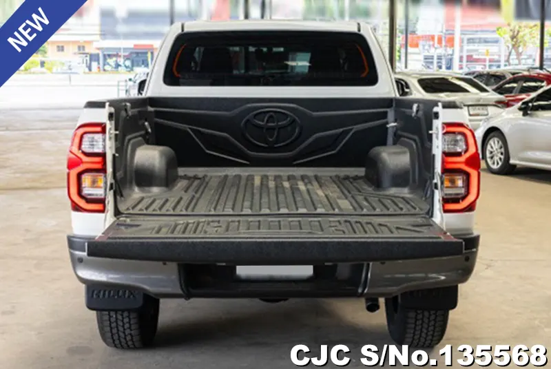 2025 Toyota / Hilux / Revo Stock No. 135568