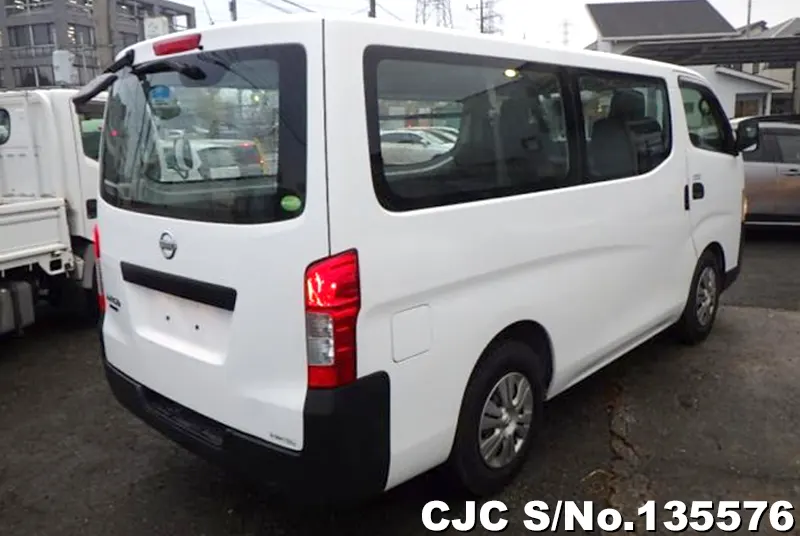 2017 Nissan / Caravan Stock No. 135576