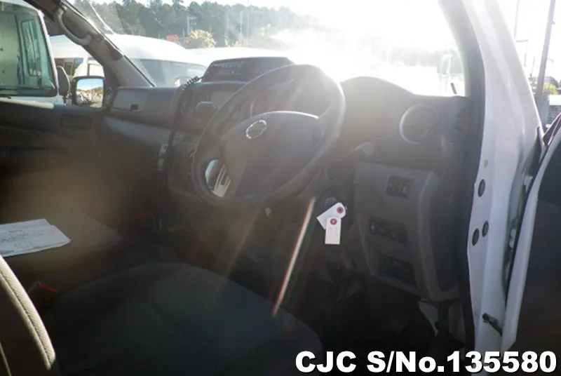 2017 Nissan / Caravan Stock No. 135580