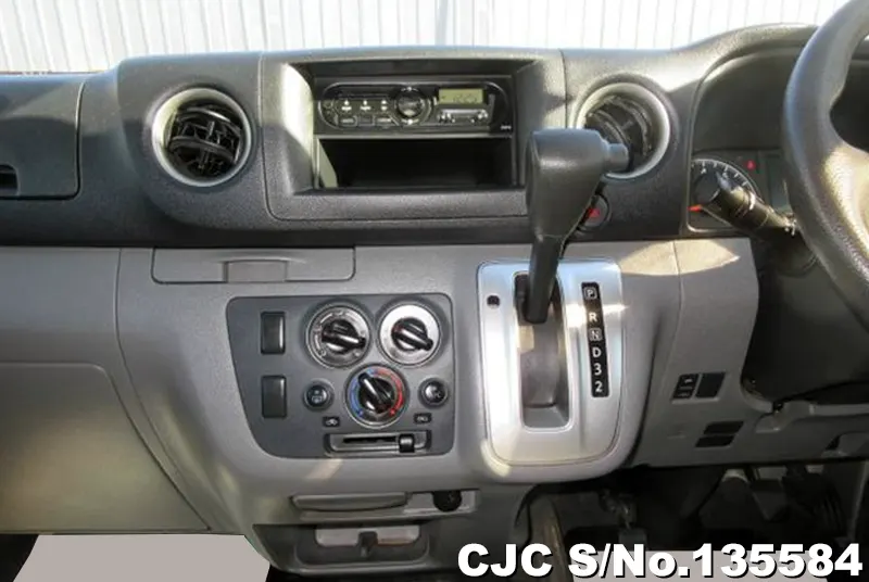2017 Nissan /  Stock No. 135584