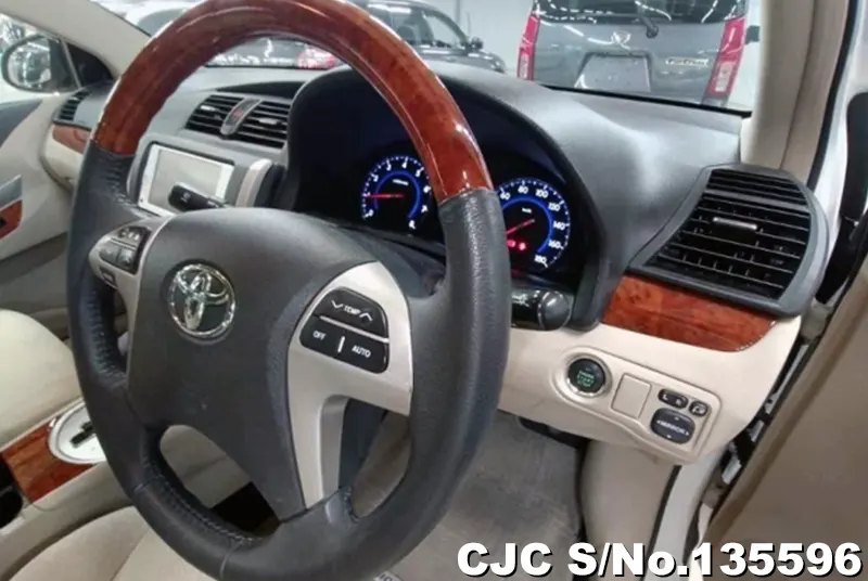 2013 Toyota / Allion Stock No. 135596