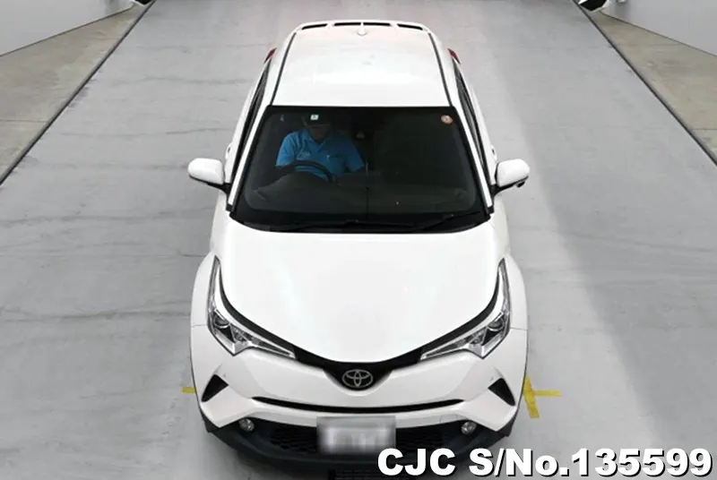 2017 Toyota / C-HR Stock No. 135599