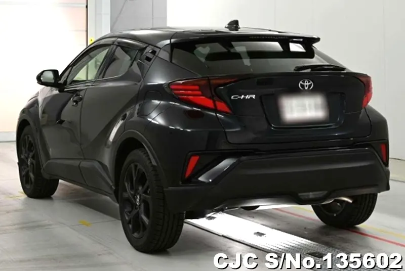 2022 Toyota / C-HR Stock No. 135602