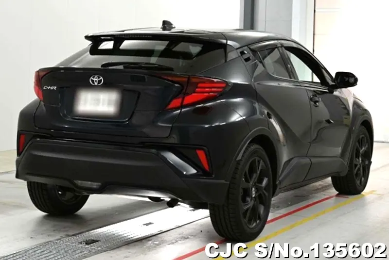 2022 Toyota / C-HR Stock No. 135602