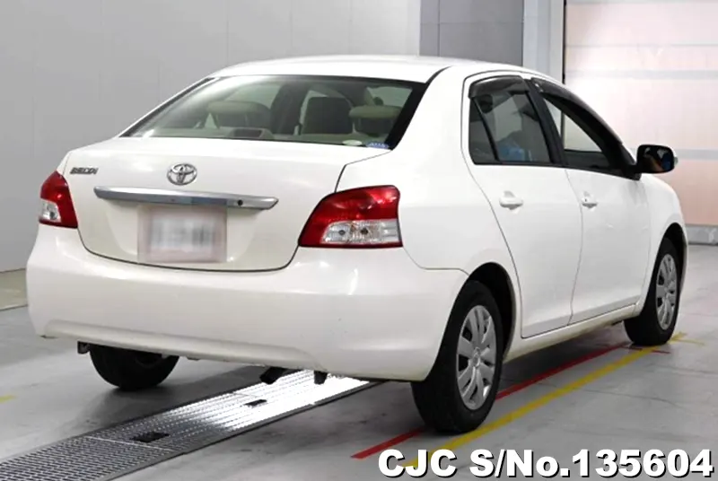 2009 Toyota / Belta Stock No. 135604