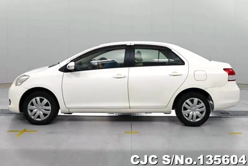 2009 Toyota / Belta Stock No. 135604