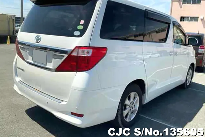 2014 Toyota / Alphard Stock No. 135605