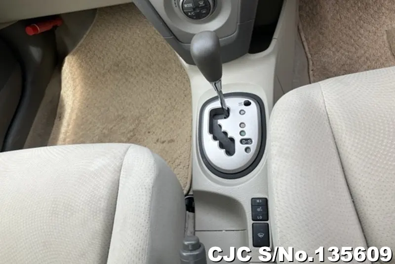 2008 Toyota / Belta Stock No. 135609