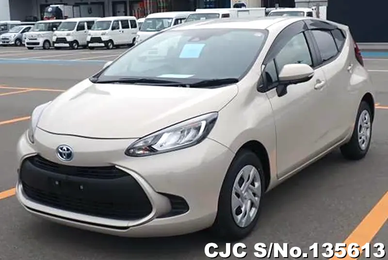 2025 Toyota / Aqua Stock No. 135613