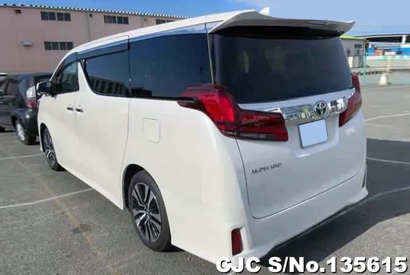 2023 Toyota / Alphard Stock No. 135615