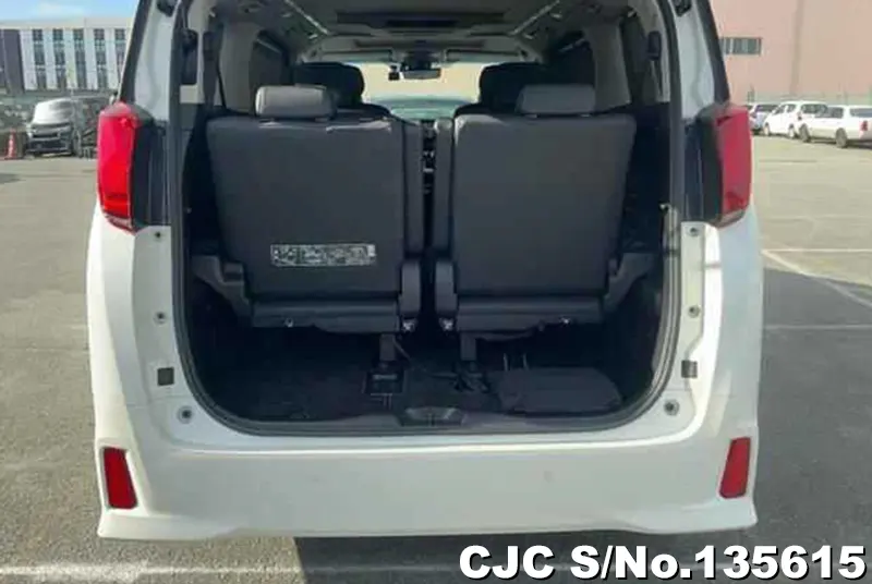 2023 Toyota / Alphard Stock No. 135615