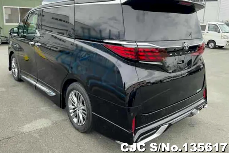 2025 Toyota / Alphard Stock No. 135617