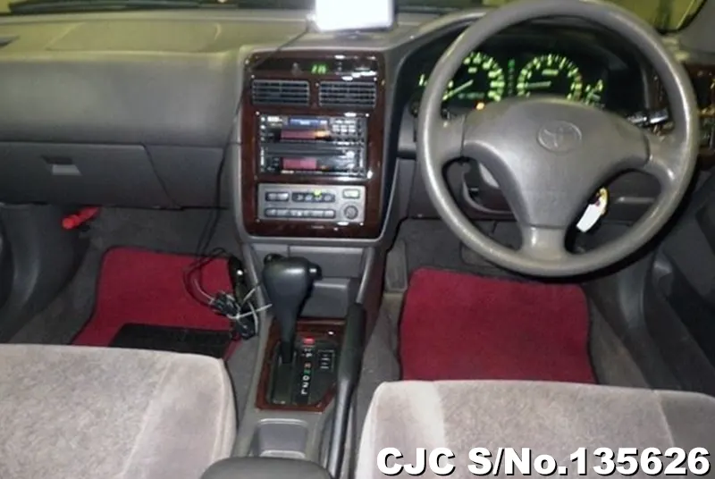 2001 Toyota / Corona Premio Stock No. 135626