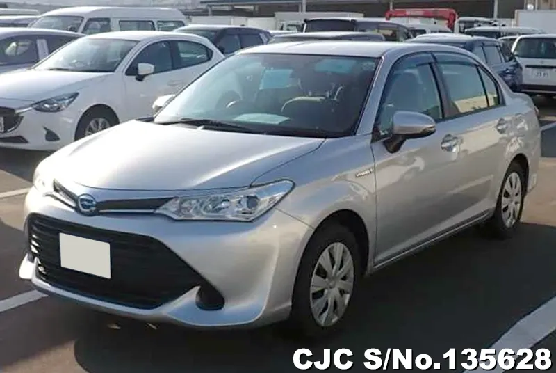 2016 Toyota / Corolla Axio Stock No. 135628