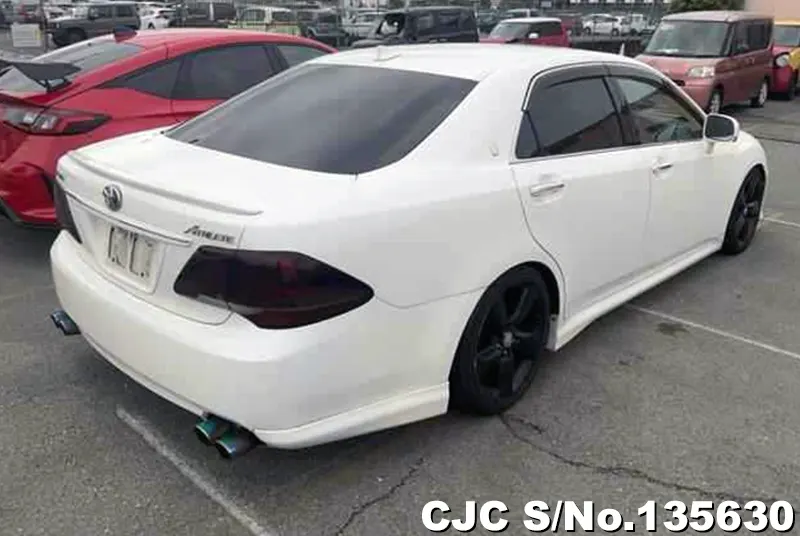 2009 Toyota / Crown Stock No. 135630