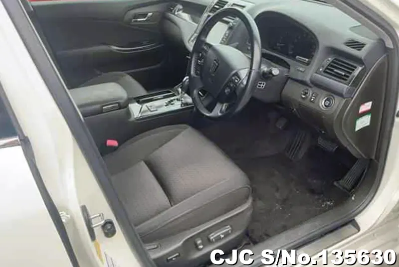 2009 Toyota / Crown Stock No. 135630