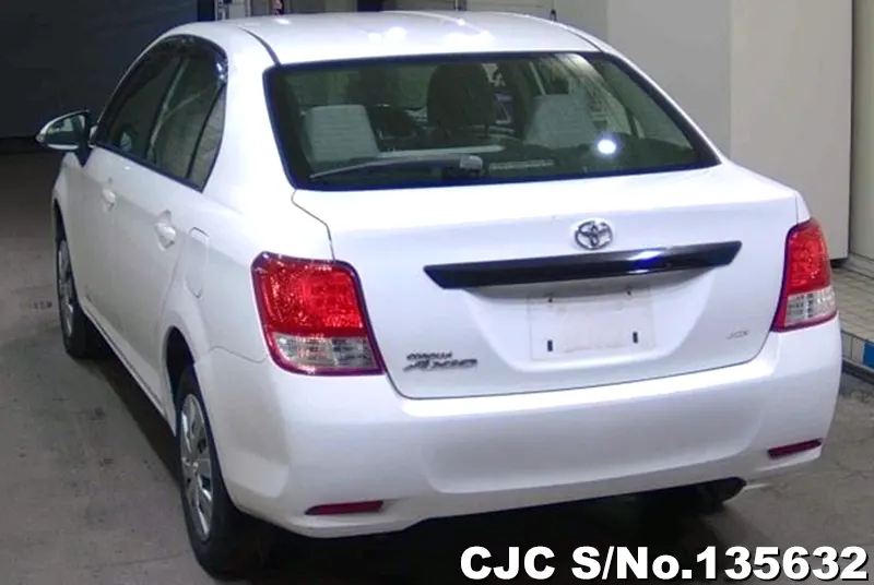 2013 Toyota / Corolla Axio Stock No. 135632