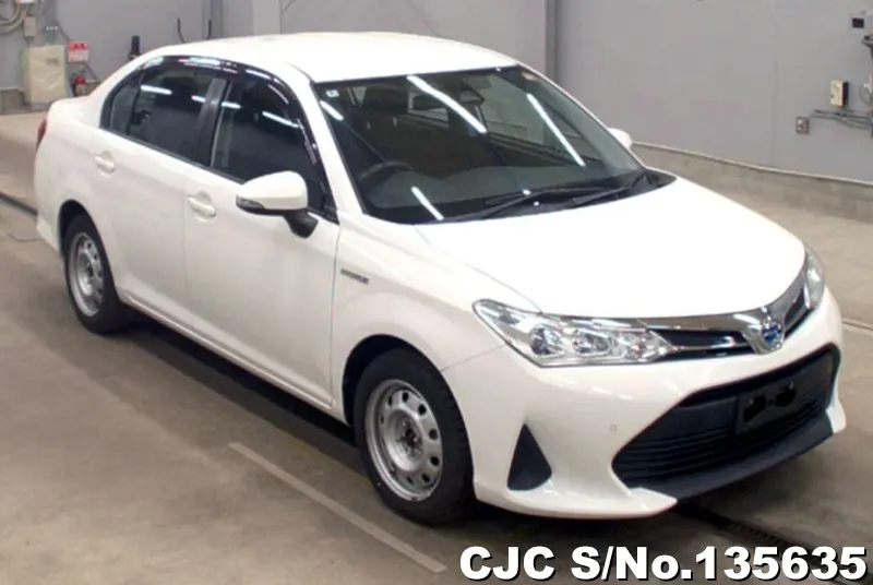 2020 Toyota / Corolla Axio Stock No. 135635