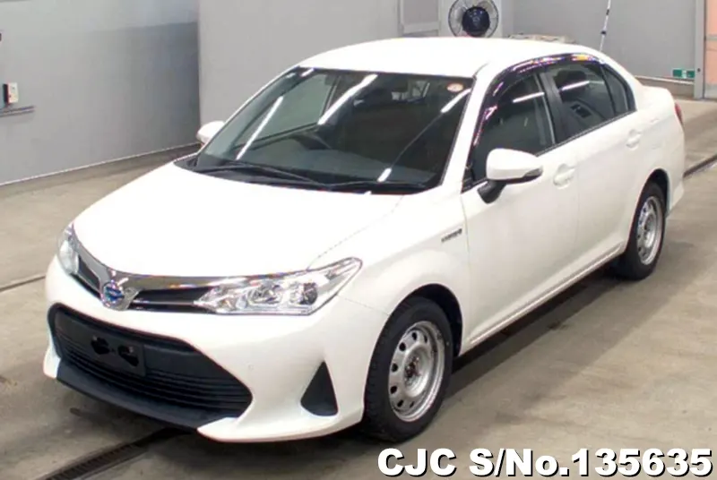 2020 Toyota / Corolla Axio Stock No. 135635