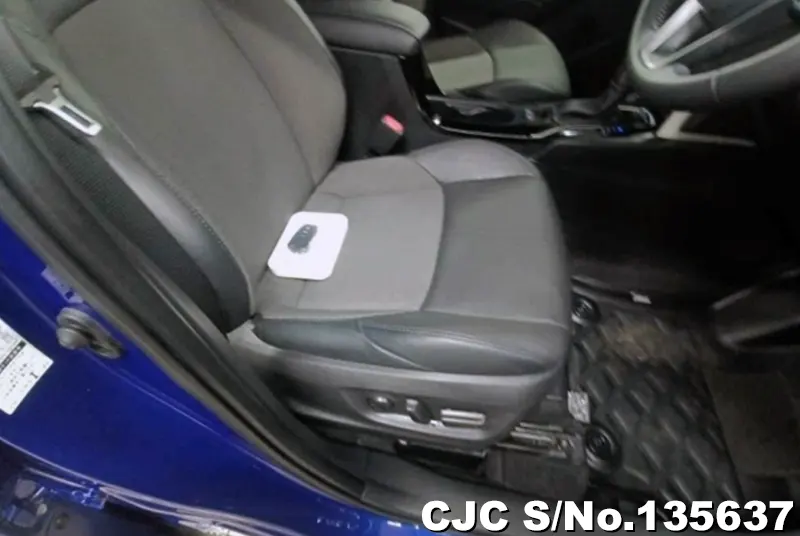 2023 Toyota / Corolla Cross Stock No. 135637