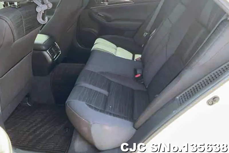 2015 Toyota / Crown Stock No. 135638