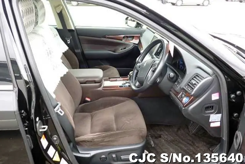 2015 Toyota / Crown Stock No. 135640