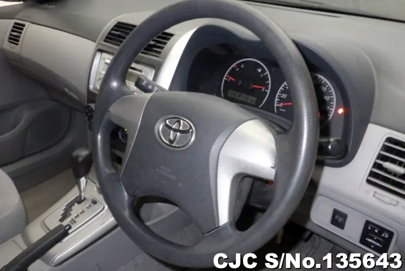 2009 Toyota / Corolla Axio Stock No. 135643