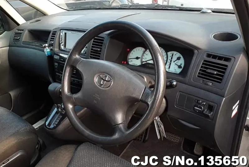 2002 Toyota / Spacio Stock No. 135650