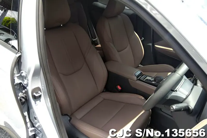 2025 Lexus / LBX Stock No. 135656