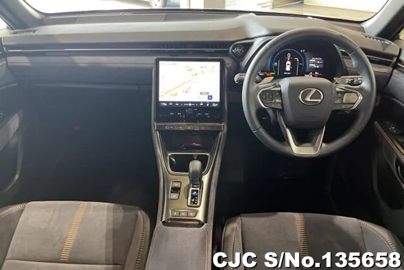 2025 Lexus / LBX Stock No. 135658