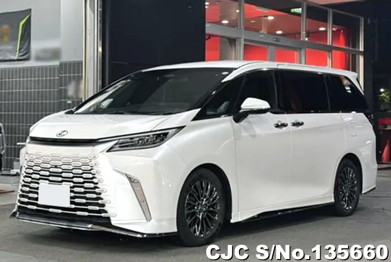 2025 Lexus / LM500h Stock No. 135660
