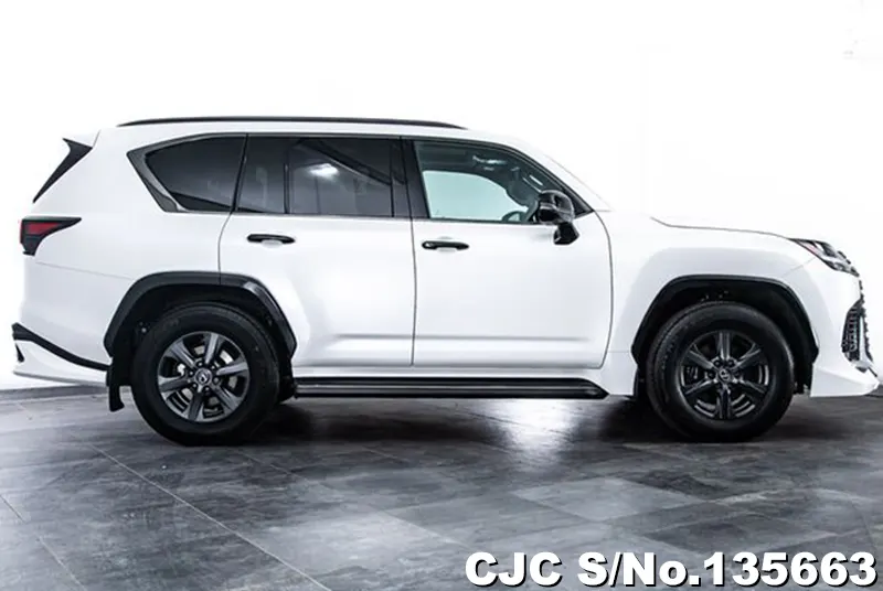 2024 Lexus / LX 600 Stock No. 135663