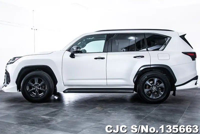 2024 Lexus / LX 600 Stock No. 135663